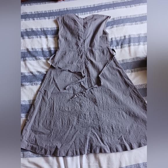 Grey Hemp Dress by She-Bible - Picture 2 of 4